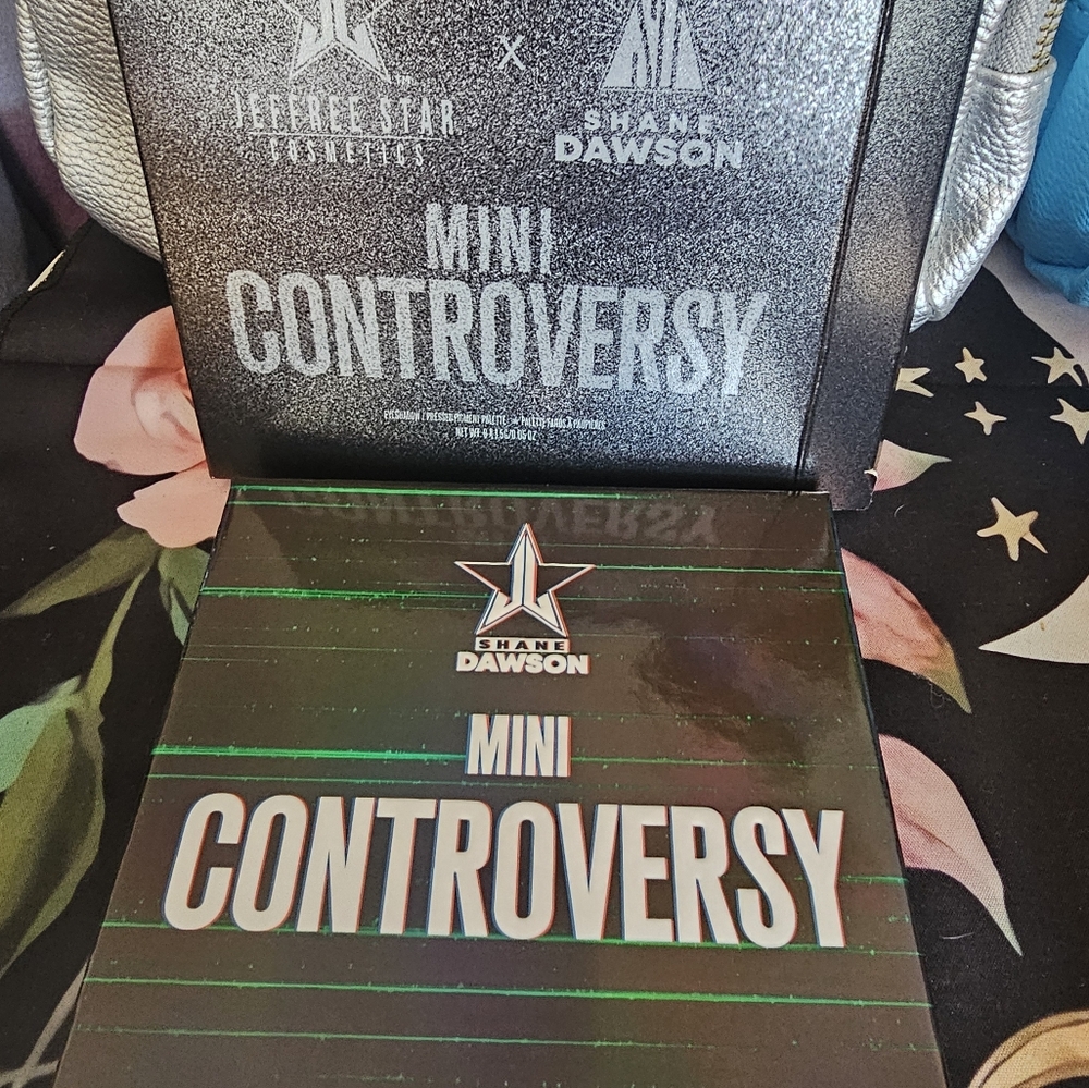 Jeffree Star MINI CONTROVERSY pallet!